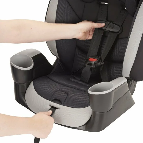 Evenflo harness shop booster car seat